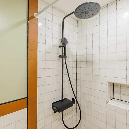 Apartment Charming 4p Next To Republique Paris