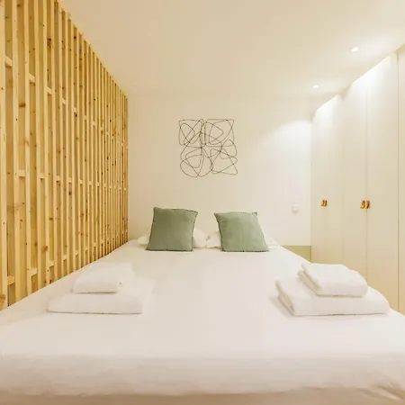 Charming 4p Next To Republique Apartment